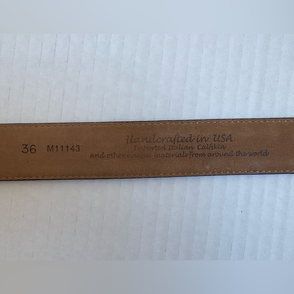 Brighton - Unisex Dimpled Leather Belt - Made is the USA - 42" - Black & Silver - Picture 4 of 5